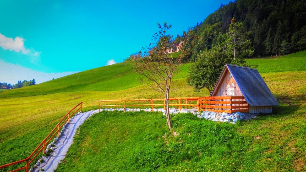 Hotel Glamping Vrhovc Zelezniki Esterno foto