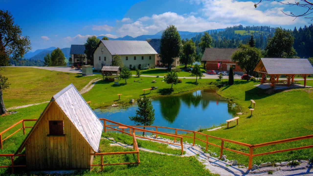 Hotel Glamping Vrhovc Zelezniki Esterno foto